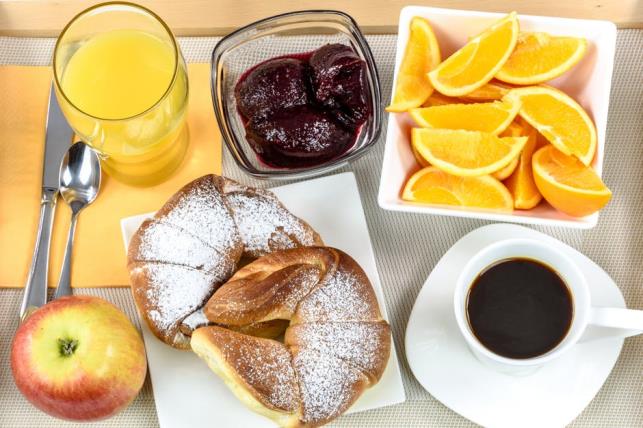 Three Ways to Avoid Overeating at Meals