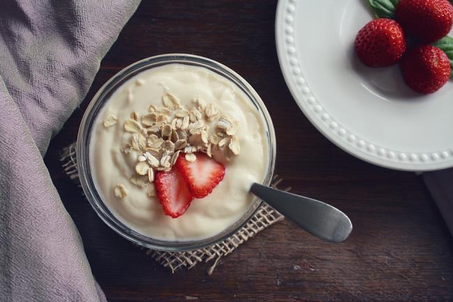 Super-Simple Coconut Milk Yogurt (dairy-free probiotic)