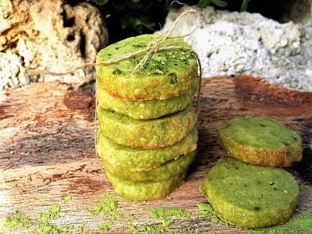 Matcha Energy Bites (Green Tea)